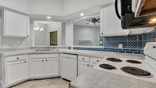 9601 Forest Lane 1113, Dallas, TX 75243