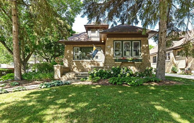 2405 N 68th STREET, Wauwatosa, WI 53213