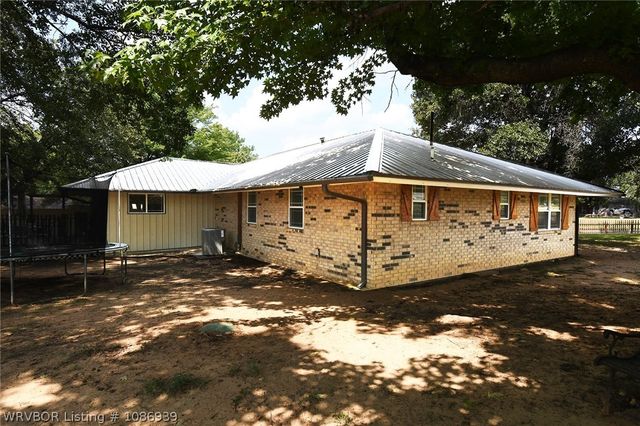 1108 Maple Lane, Stigler, OK 74462