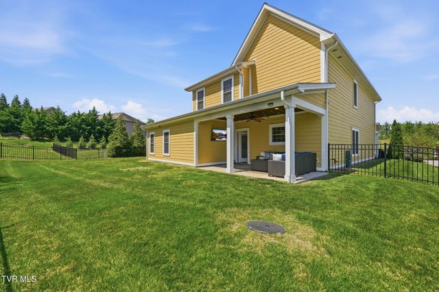 2630 Edinburgh Channel Road, Kingsport, TN 37664