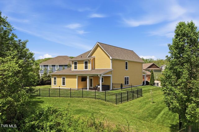 2630 Edinburgh Channel Road, Kingsport, TN 37664