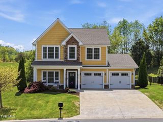 2630 Edinburgh Channel Road, Kingsport, TN 37664