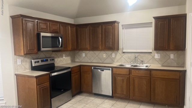 109 Atlantic Avenue, Waxahachie, TX 75165