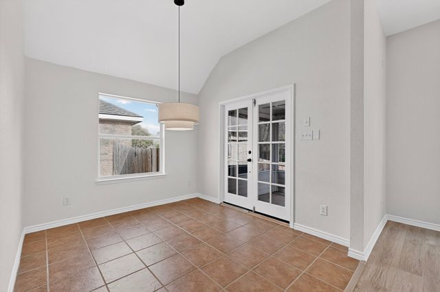 934 Sagebrush Trail, Duncanville, TX 75137