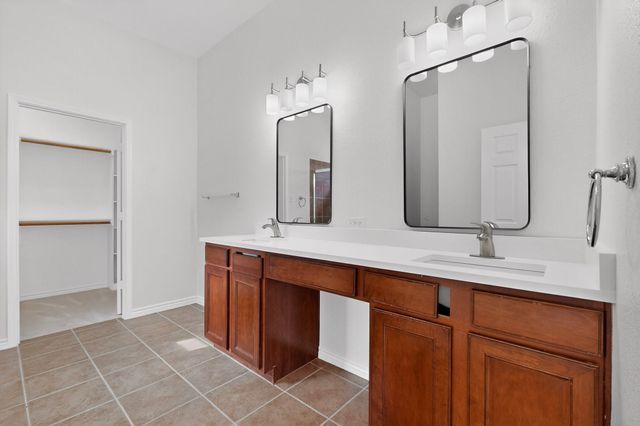 934 Sagebrush Trail, Duncanville, TX 75137