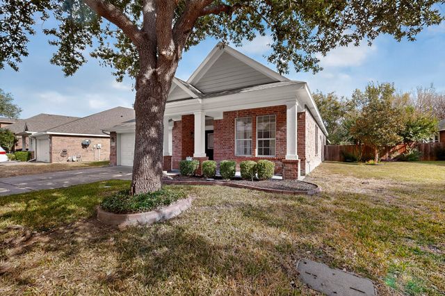934 Sagebrush Trail, Duncanville, TX 75137