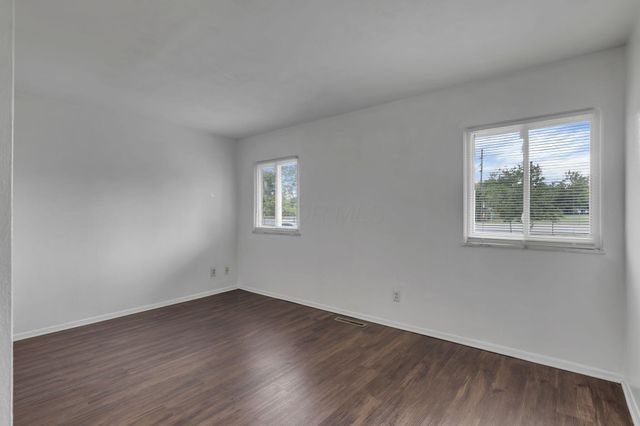 1752 S Hamilton Road, Columbus, OH 43227