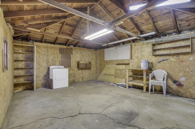 1752 S Hamilton Road, Columbus, OH 43227