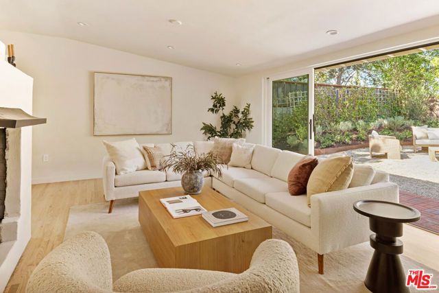 2536 Micheltorena Street, Los Angeles, CA 90039