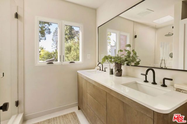 2536 Micheltorena Street, Los Angeles, CA 90039