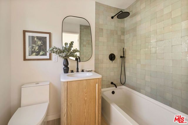 2536 Micheltorena Street, Los Angeles, CA 90039