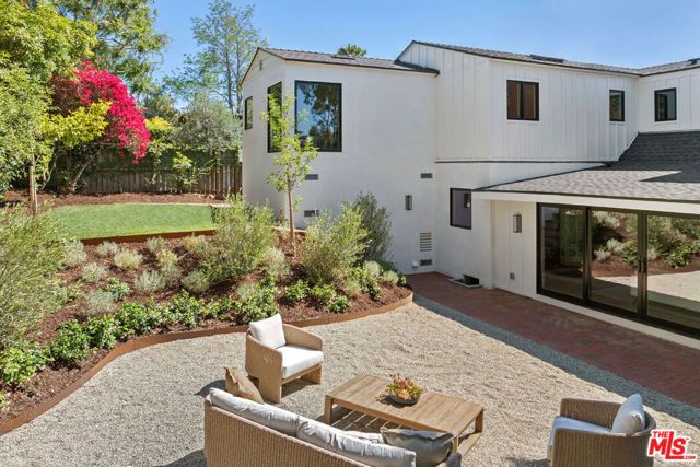 2536 Micheltorena Street, Los Angeles, CA 90039