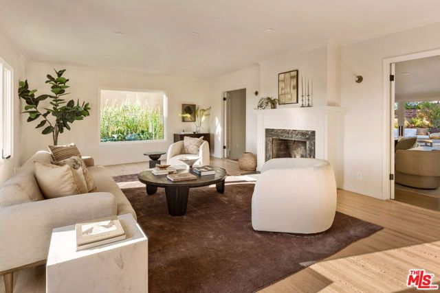 2536 Micheltorena Street, Los Angeles, CA 90039