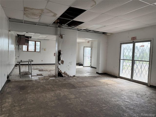 3100 E Davison Street, Hamtramck, MI 48212