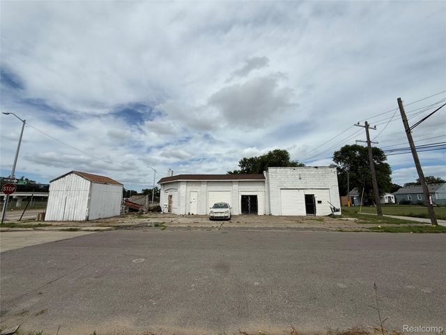 3100 E Davison Street, Hamtramck, MI 48212