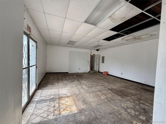 3100 E Davison Street, Hamtramck, MI 48212