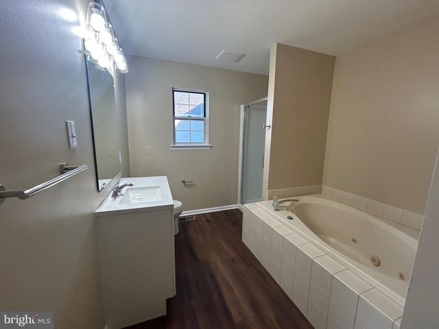 1020 HILLSBORO CT, Sewell, NJ 08080