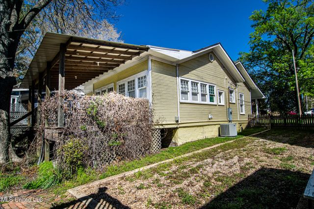 809 N Congress Street, Jackson, MS 39202