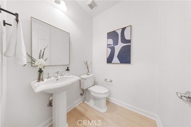 14 Snowberry, Lake Forest (el Toro), CA 92630