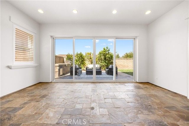 14 Snowberry, Lake Forest (el Toro), CA 92630