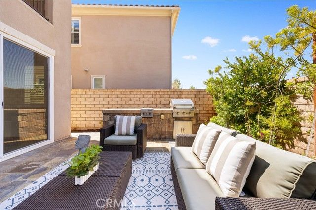 14 Snowberry, Lake Forest (el Toro), CA 92630