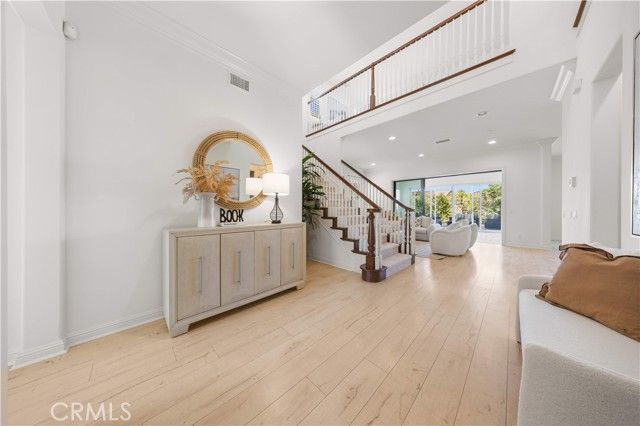 14 Snowberry, Lake Forest (el Toro), CA 92630