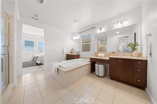 14 Snowberry, Lake Forest (el Toro), CA 92630