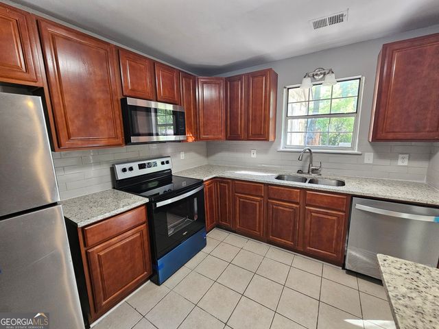 770 Jamestown Crossing, Jonesboro, GA 30238