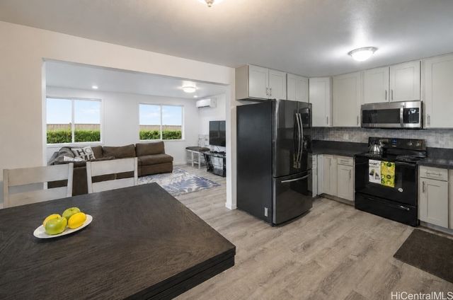 91-381 Ewa Beach Road A, Ewa Beach, HI 96706