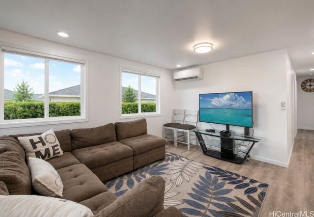 91-381 Ewa Beach Road A, Ewa Beach, HI 96706