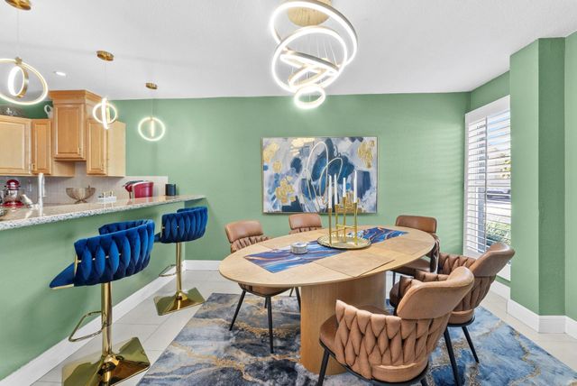 700 Kensington Place 700, Wilton Manors, FL 33305