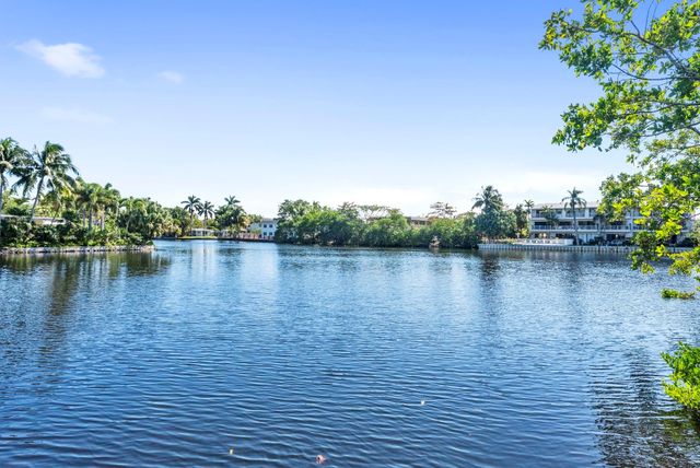 700 Kensington Place 700, Wilton Manors, FL 33305