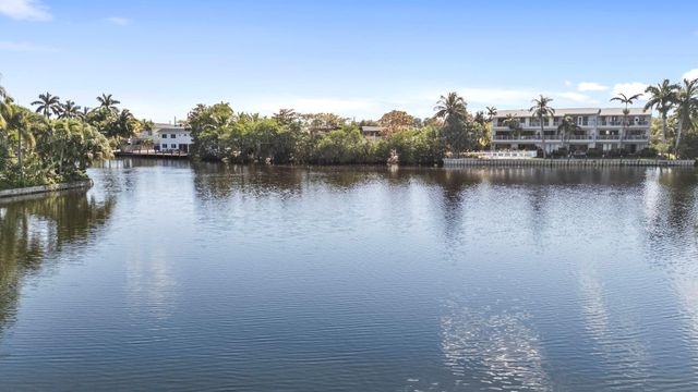 700 Kensington Place 700, Wilton Manors, FL 33305