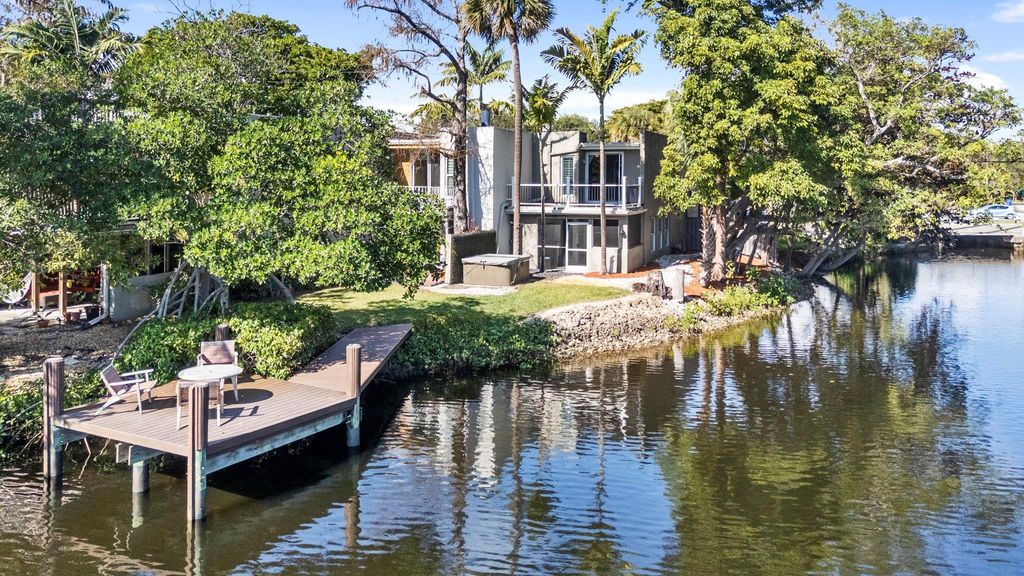 700 Kensington Place 700, Wilton Manors, FL 33305