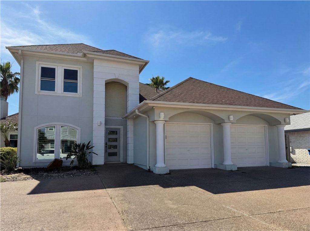 15285 Cartagena Ct, Corpus Christi, TX 78418