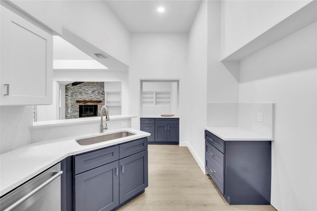13826 Wooded Creek Court, Farmers Branch, TX 75244