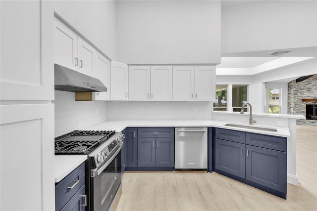 13826 Wooded Creek Court, Farmers Branch, TX 75244