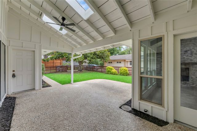 13826 Wooded Creek Court, Farmers Branch, TX 75244