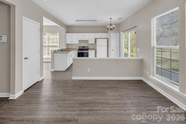 10219 Roundleaf Drive, Charlotte, NC 28213