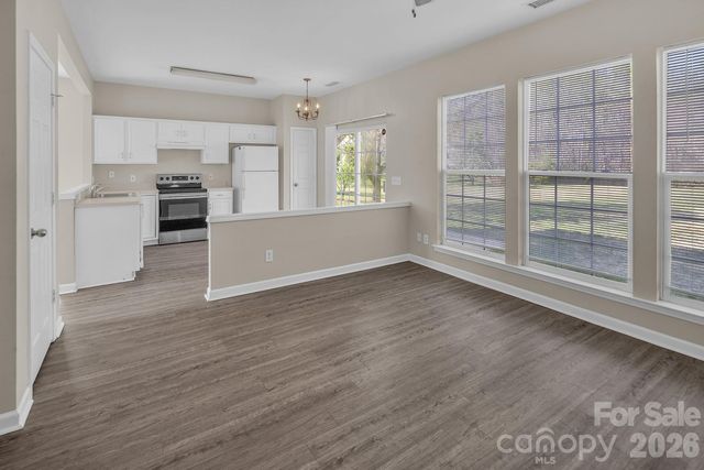 10219 Roundleaf Drive, Charlotte, NC 28213