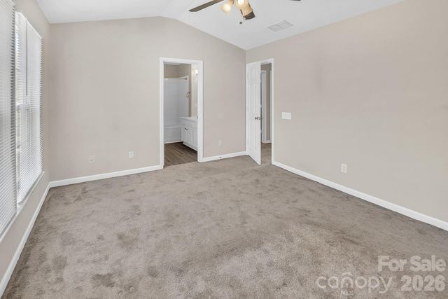 10219 Roundleaf Drive, Charlotte, NC 28213