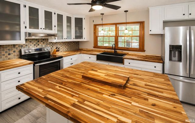 11911 Carol Heights Lane, Evansville, IN 47712
