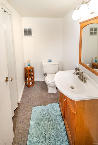 11911 Carol Heights Lane, Evansville, IN 47712