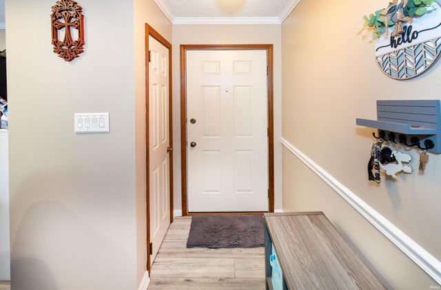 11911 Carol Heights Lane, Evansville, IN 47712