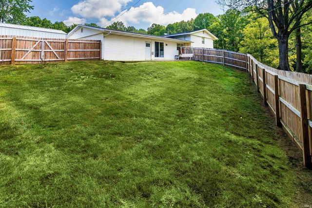 11911 Carol Heights Lane, Evansville, IN 47712
