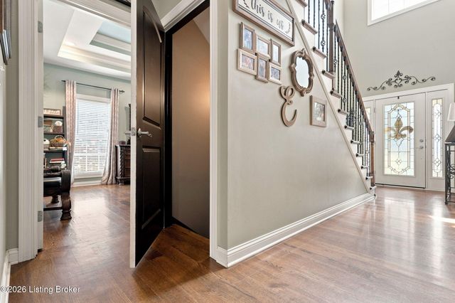 176 Prince Ct, Taylorsville, KY 40071