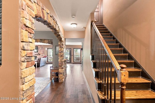 176 Prince Ct, Taylorsville, KY 40071