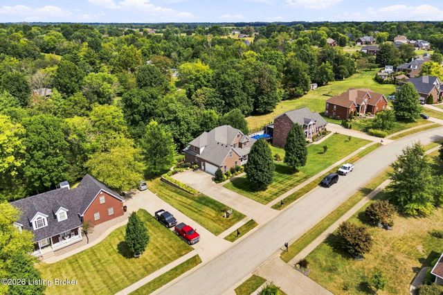 176 Prince Ct, Taylorsville, KY 40071