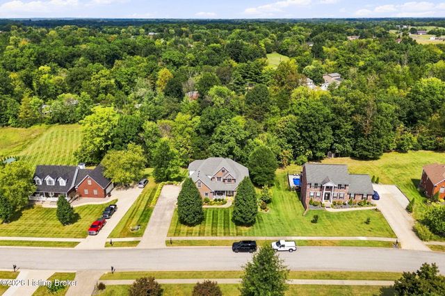 176 Prince Ct, Taylorsville, KY 40071