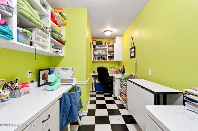 176 Prince Ct, Taylorsville, KY 40071